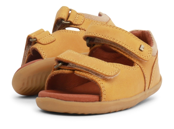 Bobux: Step up Driftwood Sandal Charteuse