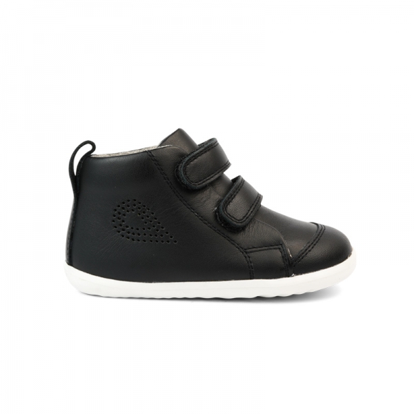 Bobux: Step up (No: 19-22) Hi Court Black